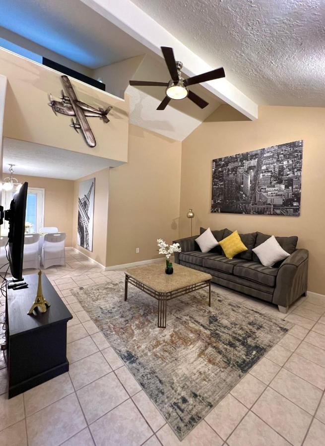 Centrally Located Houston Retreat! Sleeps 8, 10 Min To Downtown, Free Parking Exterior photo