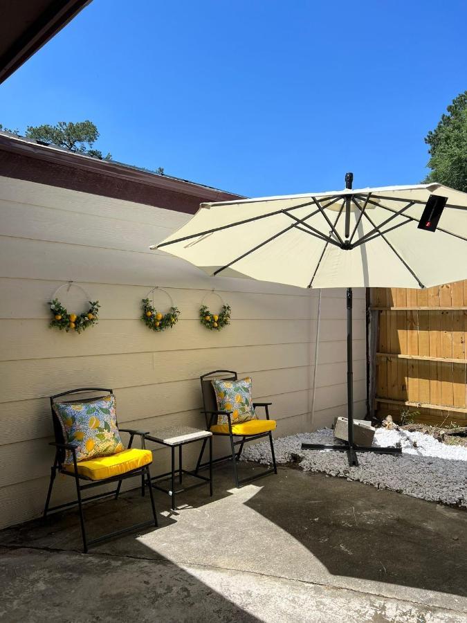 Centrally Located Houston Retreat! Sleeps 8, 10 Min To Downtown, Free Parking Exterior photo